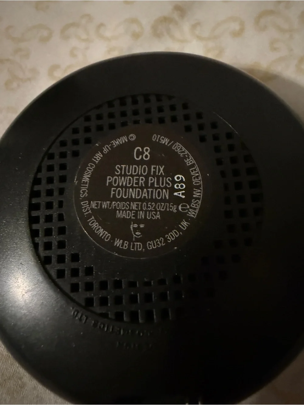 MAC Cosmetics Studio Fix C8 Powder Plus Foundation old formula like new